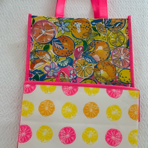Lilly Pulitzer Large Market totes set of TWO - Picture 3 of 3